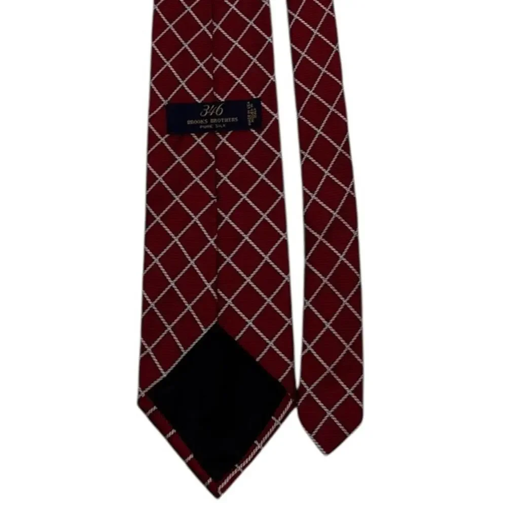BROOKS BROTHERS 346 Pure Silk Red & White Work Attire Tie